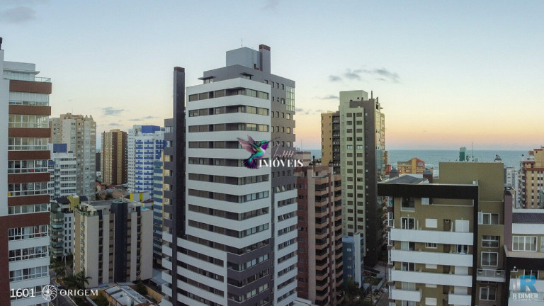 Imagem Apartamento com 2 Quartos à Venda, 77 m² em Centro - Torres