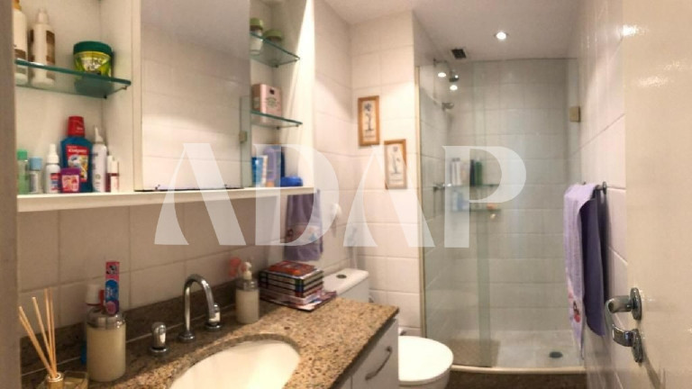 Imagem Imóvel com 3 Quartos à Venda, 129 m² em Barra Da Tijuca - Rio De Janeiro Imagem Imóvel com 3 Quartos à Venda, 129 m² em Barra Da Tijuca - Rio De Janeiro