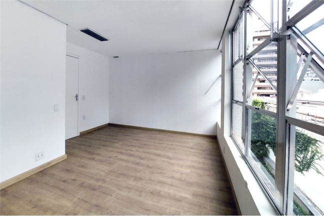 Imagem Sala Comercial à Venda, em Moinhos De Vento - Porto Alegre Imagem Sala Comercial à Venda, em Moinhos De Vento - Porto Alegre