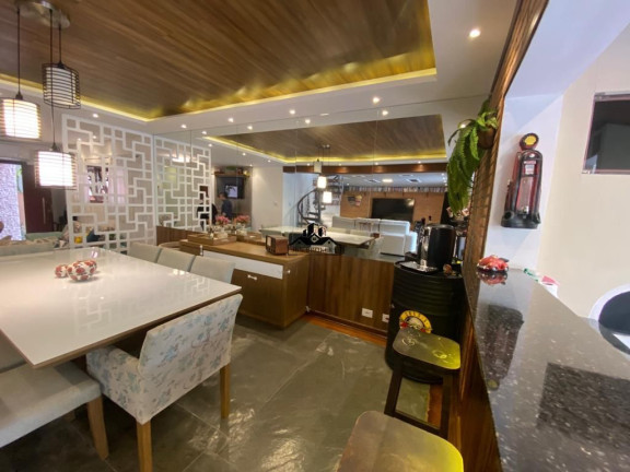 Imagem Sobrado com 3 Quartos à Venda, 340 m² em Campestre - Santo André Imagem Sobrado com 3 Quartos à Venda, 340 m² em Campestre - Santo André
