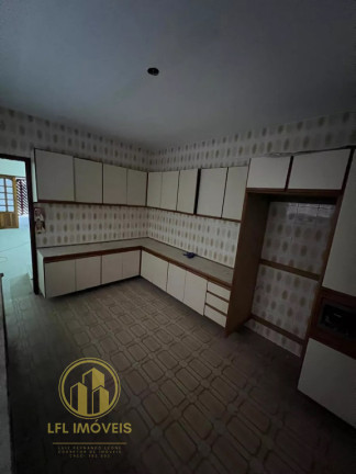 Imagem Sobrado com 2 Quartos à Venda, 200 m² em Ferreira - São Paulo
