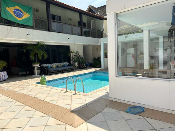 Imagem Casa com 4 Quartos à Venda, 600 m² em Barra Da Tijuca - Rio De Janeiro Imagem Casa com 4 Quartos à Venda, 600 m² em Barra Da Tijuca - Rio De Janeiro