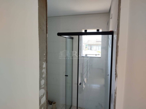 Sobrado com 2 Quartos à Venda, 67 m² em Tabuleiro Dos Oliveiras - Itapema