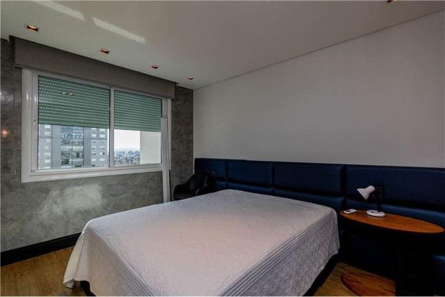Imagem Imóvel com 1 Quarto à Venda, em Jardim Europa - Porto Alegre Imagem Imóvel com 1 Quarto à Venda, em Jardim Europa - Porto Alegre