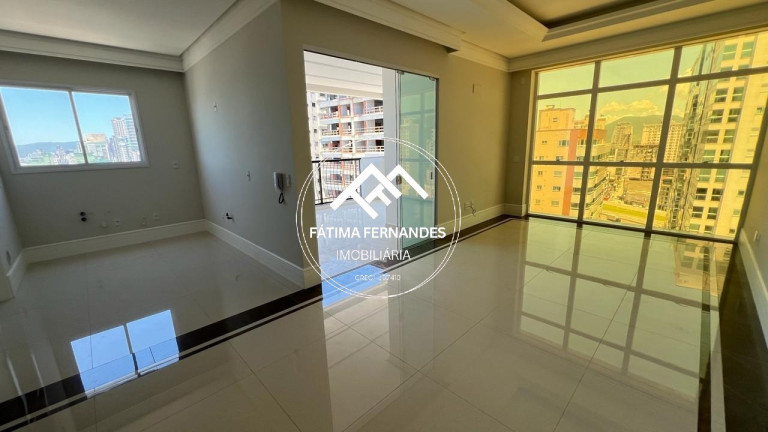 Imagem Apartamento com 4 Quartos à Venda, 175 m² em Meia Praia - Itapema