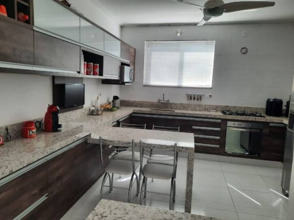Imagem Sobrado com 3 Quartos à Venda, 340 m² em Centro - Tremembé Imagem Sobrado com 3 Quartos à Venda, 340 m² em Centro - Tremembé