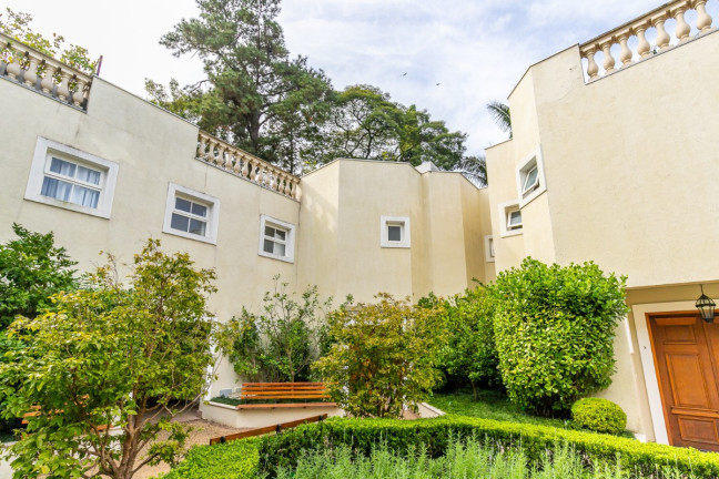 Casa de Condomínio com 4 Quartos à Venda, 533 m² em Jardim Petrópolis - São Paulo