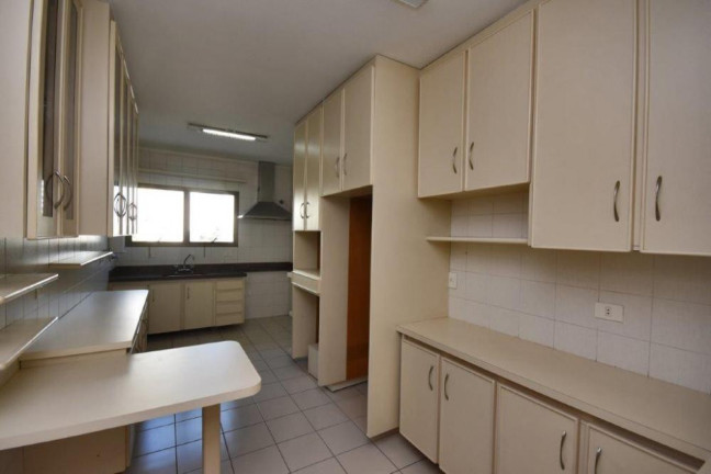 Imagem Apartamento com 3 Quartos à Venda, 194 m² em Campo Belo - São Paulo