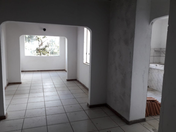 Imagem Sobrado com 6 Quartos à Venda,  em Barra - Salvador