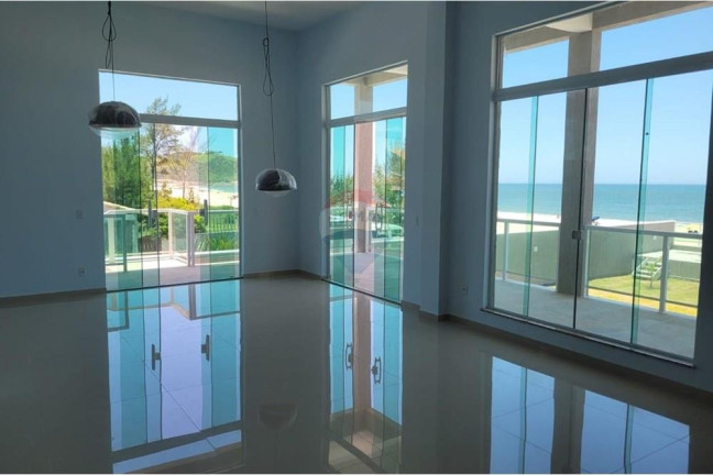 Casa com 3 Quartos à Venda, 297 m² em Ponta Negra - Maricá