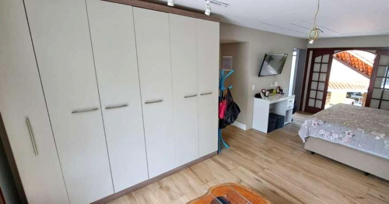 Imagem Casa com 3 Quartos à Venda, 472 m² em Tijuca - Teresópolis Imagem Casa com 3 Quartos à Venda, 472 m² em Tijuca - Teresópolis