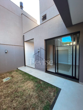Imagem Casa com 3 Quartos à Venda, 157 m² em Terras Altas - Camboriú Imagem Casa com 3 Quartos à Venda, 157 m² em Terras Altas - Camboriú