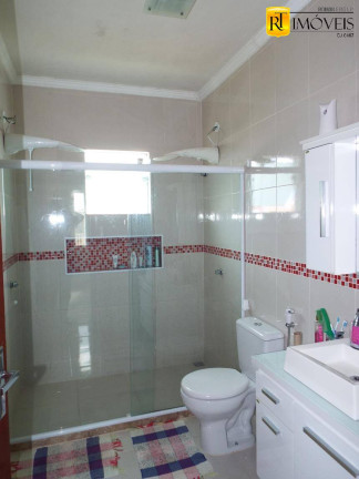 Imagem Casa com 4 Quartos à Venda, 300 m² em Nova São Pedro - São Pedro Da Aldeia Imagem Casa com 4 Quartos à Venda, 300 m² em Nova São Pedro - São Pedro Da Aldeia