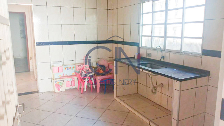 Imagem Casa com 2 Quartos à Venda,  em Vila Aparecida - Taubaté