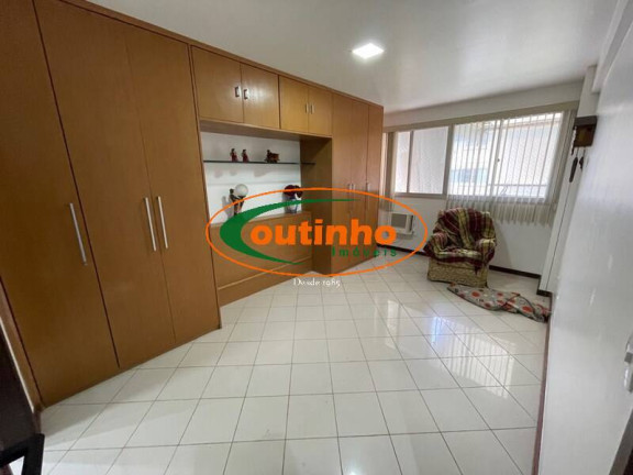Imagem Apartamento com 4 Quartos à Venda, 150 m² em Tijuca - Rio De Janeiro Imagem Apartamento com 4 Quartos à Venda, 150 m² em Tijuca - Rio De Janeiro
