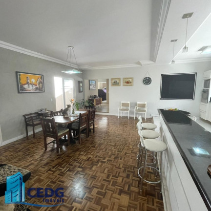 Imagem Casa com 3 Quartos à Venda, 396 m² em Boqueirão - Curitiba Imagem Casa com 3 Quartos à Venda, 396 m² em Boqueirão - Curitiba
