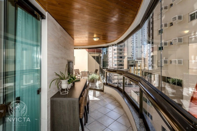 Imagem Apartamento com 3 Quartos à Venda, 145 m² em Barra Sul - Balneário Camboriú