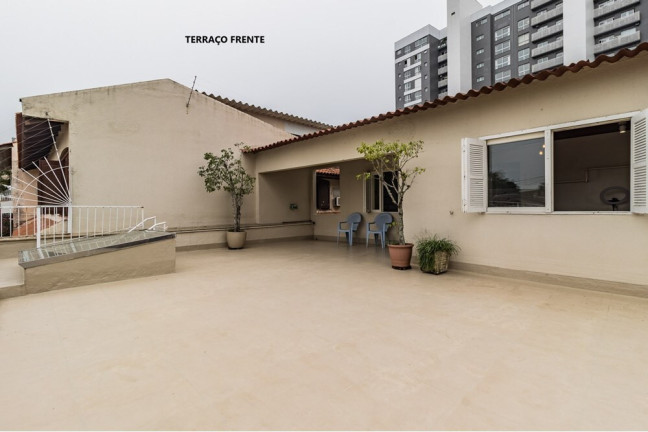 Imagem Casa com 3 Quartos à Venda, 290 m² em Jardim Europa - Porto Alegre Imagem Casa com 3 Quartos à Venda, 290 m² em Jardim Europa - Porto Alegre