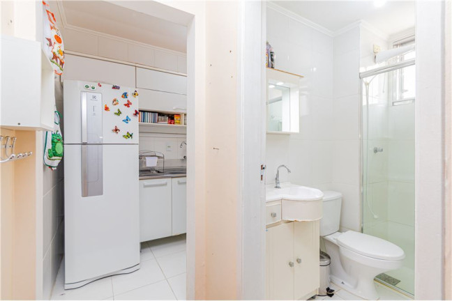 Imagem Imóvel com 2 Quartos à Venda, em Menino Deus - Porto Alegre Imagem Imóvel com 2 Quartos à Venda, em Menino Deus - Porto Alegre
