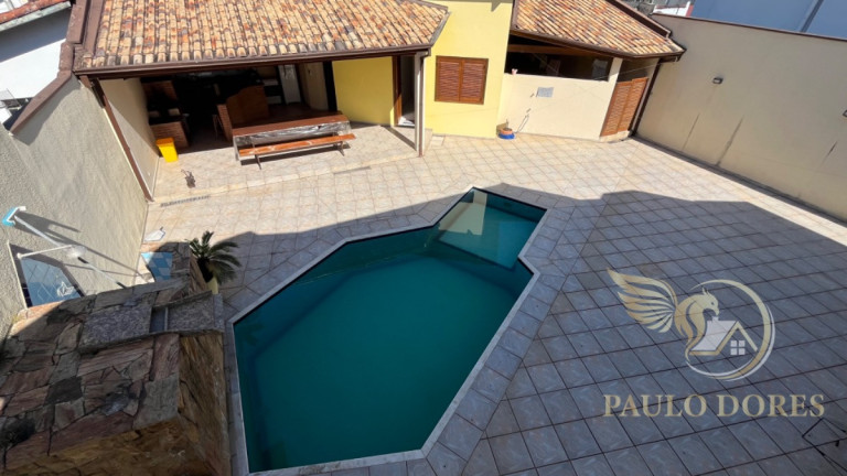 Casa com 5 Quartos à Venda, 375 m² em Centro - Ubatuba
