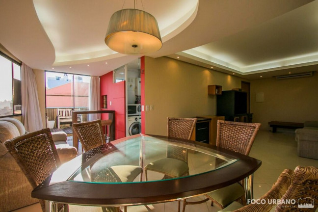 Imagem Imóvel com 3 Quartos à Venda, 111 m² em Petrópolis - Porto Alegre