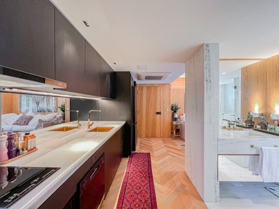 Imagem Apartamento com 1 Quarto à Venda, 84 m² em Três Figueiras - Porto Alegre Imagem Apartamento com 1 Quarto à Venda, 84 m² em Três Figueiras - Porto Alegre