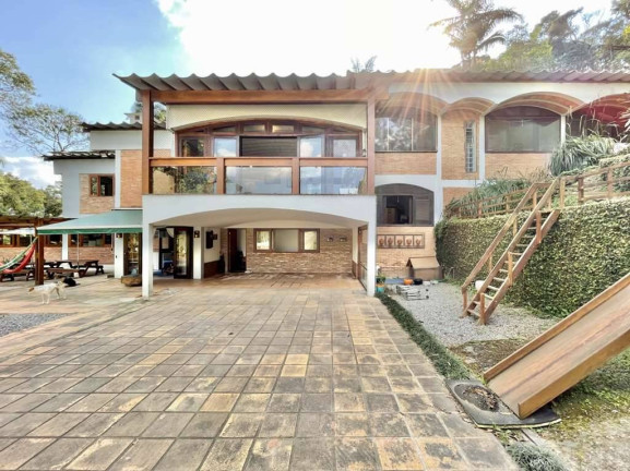 Casa com 3 Quartos à Venda, 398 m² em Condomínio Iolanda - Taboão Da Serra