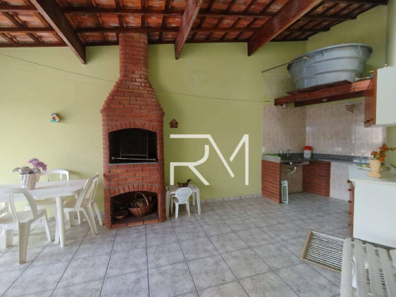 Imagem Casa com 3 Quartos à Venda, 161 m² em Vila Anhanguera - Mongaguá