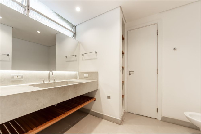 Imagem Apartamento com 3 Quartos à Venda, 198 m² em Itaim Bibi - São Paulo