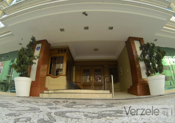 Imagem Apartamento com 3 Quartos para Temporada, 146 m² em Centro - Balneário Camboriú Imagem Apartamento com 3 Quartos para Temporada, 146 m² em Centro - Balneário Camboriú