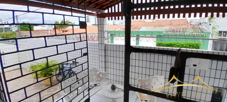 Imagem Casa com 4 Quartos à Venda, 250 m² em Lagoa Nova - Natal Imagem Casa com 4 Quartos à Venda, 250 m² em Lagoa Nova - Natal