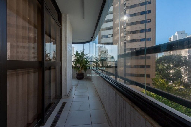 Imagem Apartamento com 4 Quartos à Venda, 395 m² em Higienópolis - São Paulo Imagem Apartamento com 4 Quartos à Venda, 395 m² em Higienópolis - São Paulo