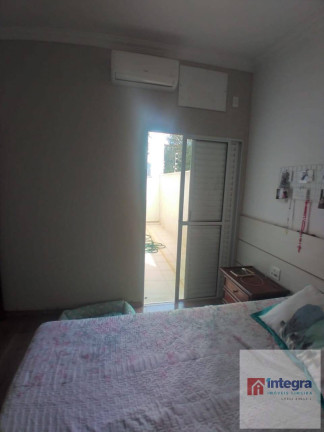 Imagem Casa com 4 Quartos à Venda, 205 m² em Vila Camargo - Limeira Imagem Casa com 4 Quartos à Venda, 205 m² em Vila Camargo - Limeira