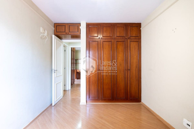 Imagem Apartamento com 3 Quartos à Venda, 105 m² em Vila Nova Conceição - São Paulo Imagem Apartamento com 3 Quartos à Venda, 105 m² em Vila Nova Conceição - São Paulo