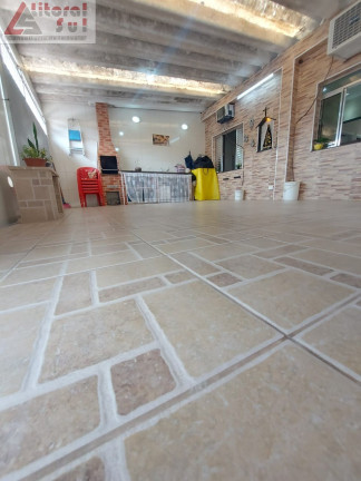 Imagem Casa com 2 Quartos à Venda, 100 m² em Ocian - Praia Grande Imagem Casa com 2 Quartos à Venda, 100 m² em Ocian - Praia Grande