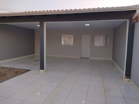 Imagem Casa com 2 Quartos à Venda, 200 m² em Cuiabá