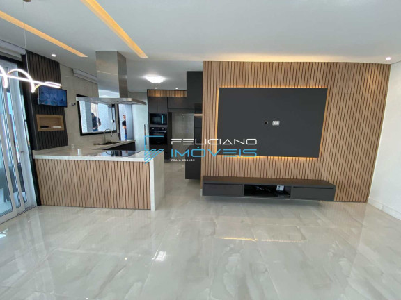Imagem Casa com 3 Quartos à Venda, 200 m² em Ocian - Praia Grande Imagem Casa com 3 Quartos à Venda, 200 m² em Ocian - Praia Grande