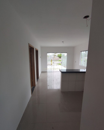 Imagem Casa com 2 Quartos à Venda, 52 m² em Coroados - Guaratuba