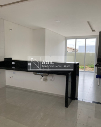 Imagem Casa com 3 Quartos à Venda, 250 m² em Loteamento Villa Branca - Jacareí Imagem Casa com 3 Quartos à Venda, 250 m² em Loteamento Villa Branca - Jacareí