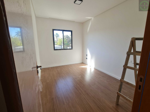 Imagem Sobrado com 3 Quartos à Venda, 185 m² em Ronda - Ponta Grossa Imagem Sobrado com 3 Quartos à Venda, 185 m² em Ronda - Ponta Grossa