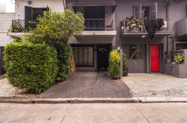 Imagem Casa com 3 Quartos à Venda, 133 m² em Itaim Bibi - São Paulo