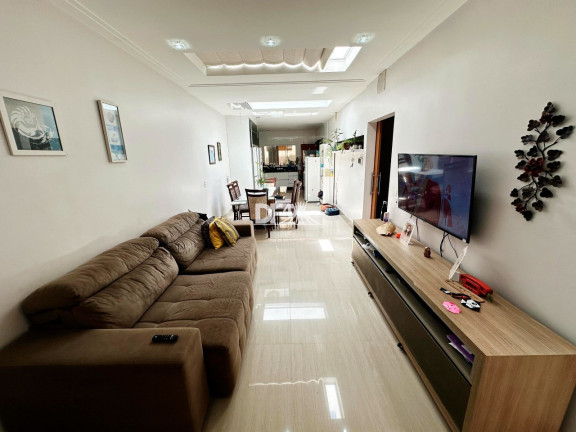 Casa com 4 Quartos à Venda, 200 m² em Guará I - Brasília