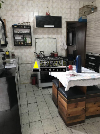 Imagem Casa com 5 Quartos à Venda, em Centro - Diadema Imagem Casa com 5 Quartos à Venda, em Centro - Diadema