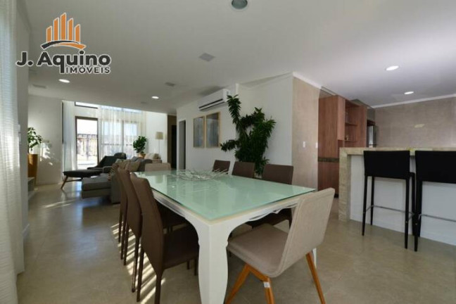 Imagem Casa de Condomínio com 4 Quartos à Venda, 286 m² em Tamatanduba - Eusébio