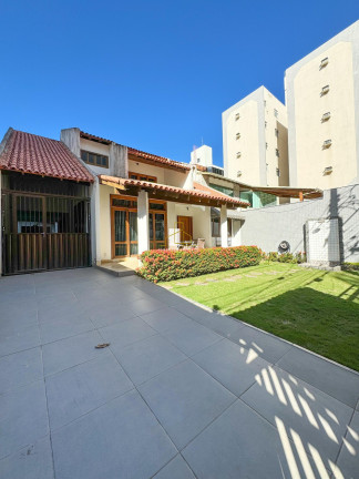 Casa com 4 Quartos à Venda, 308 m² em Jardim Camburi - Vitória