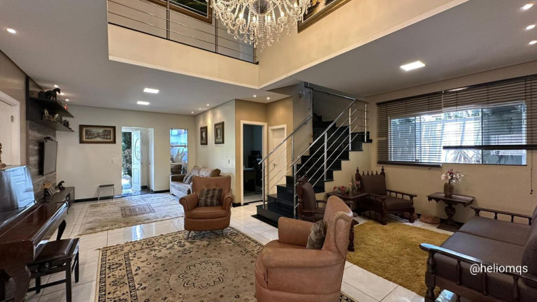 Imagem Sobrado com 5 Quartos à Venda, 367 m² em Residencial Damha Ii - Campo Grande