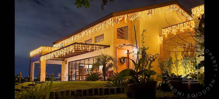 Imagem Casa com 4 Quartos à Venda, 400 m² em Jaguary - São José Dos Campos Imagem Casa com 4 Quartos à Venda, 400 m² em Jaguary - São José Dos Campos