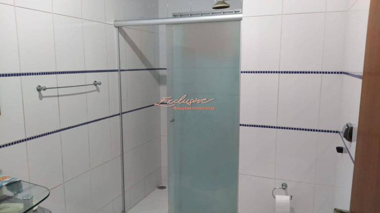 Imagem Casa com 4 Quartos à Venda, 370 m² Imagem Casa com 4 Quartos à Venda, 370 m²