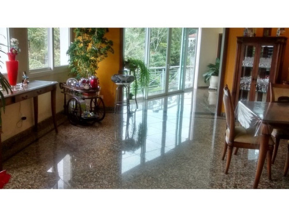 Imagem Sobrado com 5 Quartos à Venda, 570 m² em Caputera - Arujá Imagem Sobrado com 5 Quartos à Venda, 570 m² em Caputera - Arujá