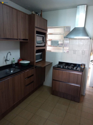 Imagem Casa com 4 Quartos à Venda, 240 m² em Capoeiras - Florianópolis